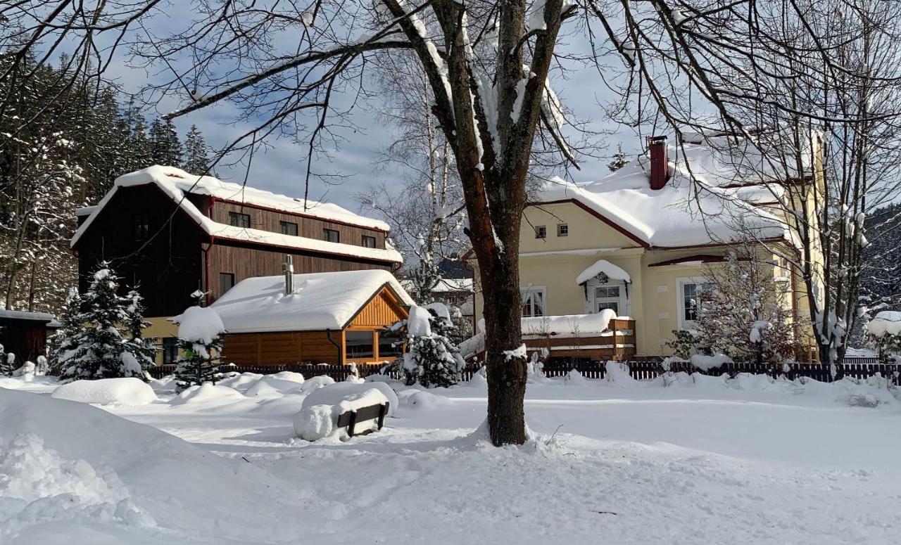 Aparthotel Stodola Na Bile Bila  Zewnętrze zdjęcie